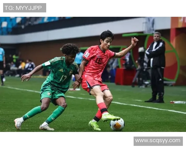 友谊赛精彩对决韩国队与沙特队的足球魅力碰撞与友谊交流 友谊赛精彩对决韩国队与沙特队的足球魅力碰撞与友谊交流