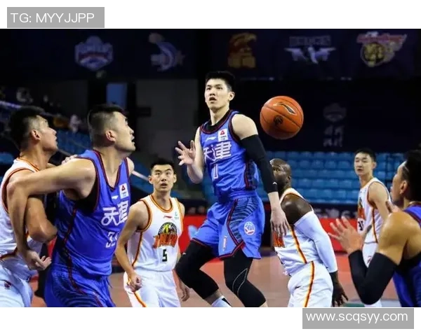 上海队与新疆队激战正酣谁能在这场巅峰对决中笑到最后