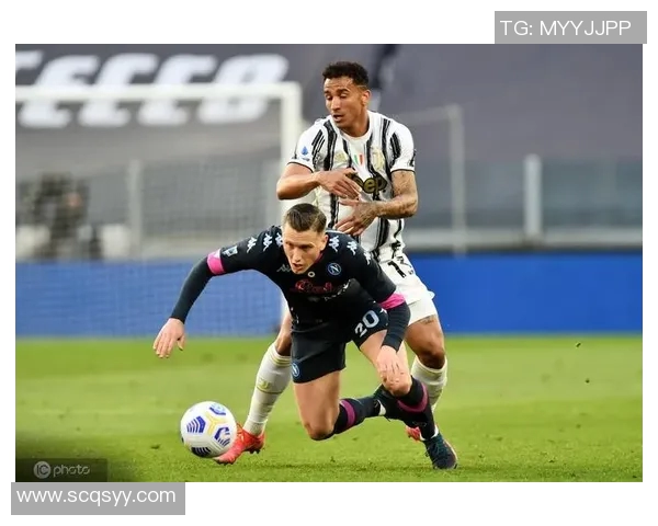 达尼洛的足球之路：从青涩少年到世界舞台的闪耀星辰